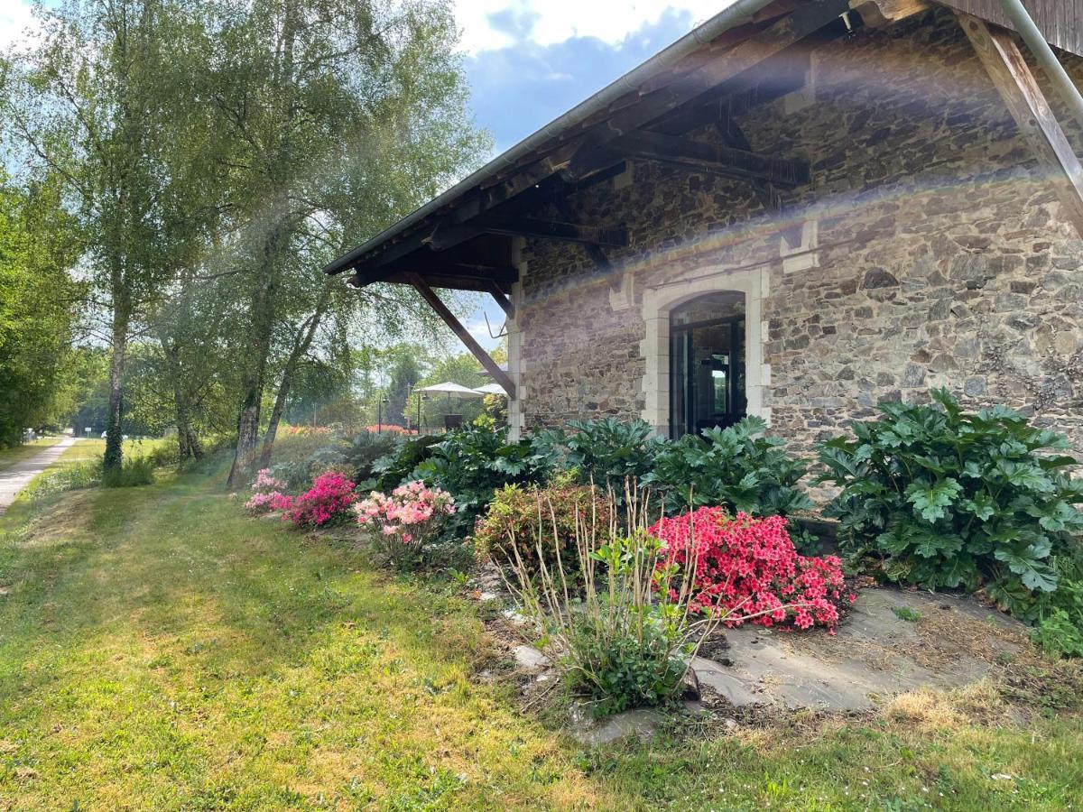 La Gare Aux Oiseaux Bed & Breakfast Champagnac-la-Riviere Exterior photo
