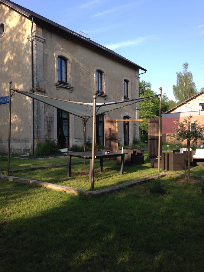La Gare Aux Oiseaux Bed & Breakfast Champagnac-la-Riviere Exterior photo