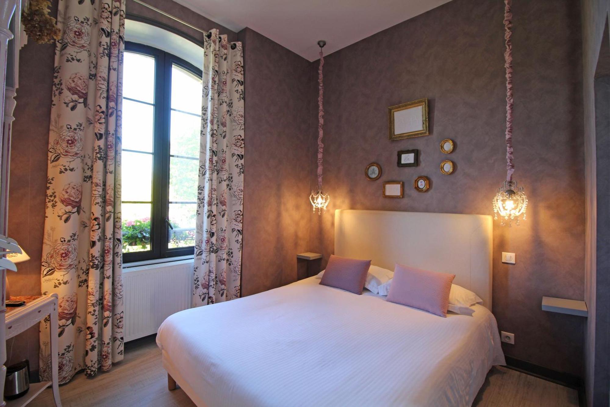 La Gare Aux Oiseaux Bed & Breakfast Champagnac-la-Riviere Exterior photo