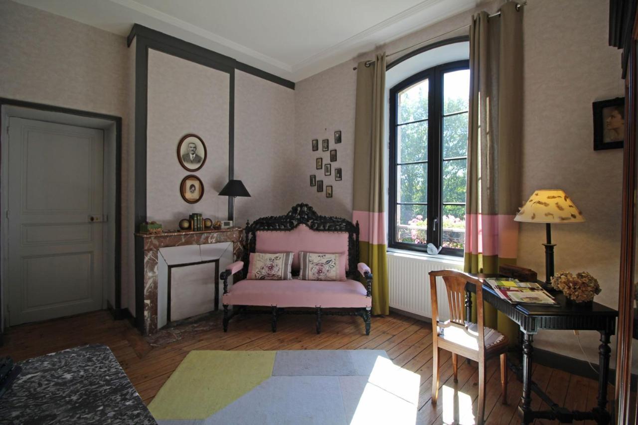 La Gare Aux Oiseaux Bed & Breakfast Champagnac-la-Riviere Exterior photo